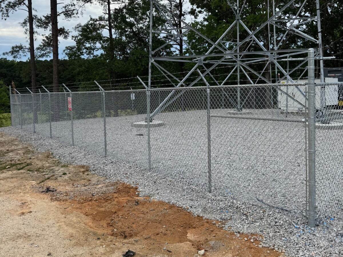 commercial chainlink fence